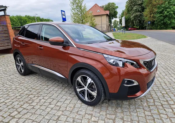 peugeot 3008 Peugeot 3008 cena 73900 przebieg: 38000, rok produkcji 2018 z Skoki